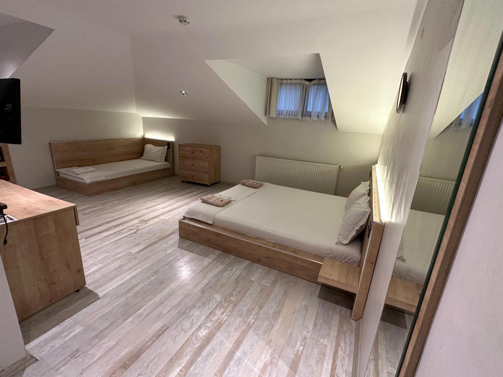 Social House Mil Hotel Istanbul Exterior photo